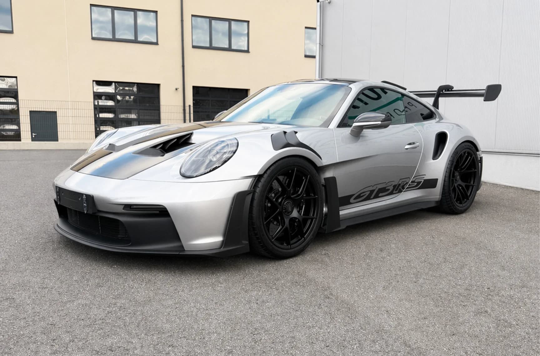 PORSCHE 911 GT3 RS